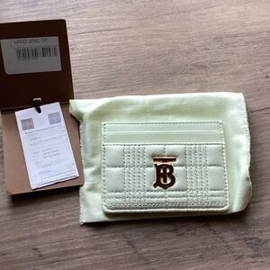 New Burberry Lola Card Case in Pistachio green
